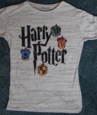 T-Shirt Harry Potter quatre maisons, 8€
